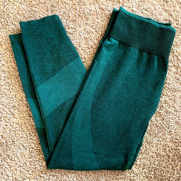 PINK workout leggings - Picture 2 of 4